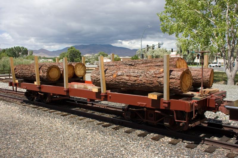 CC-flat-as-log-car