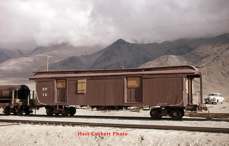 Wood Baggage Car #12, Owenyo (and Hart's 49 Ford).