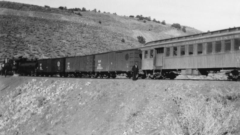 train-on-mt-montgomery-combine-8-on-end-1937