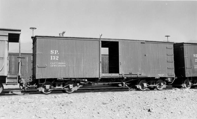 SP-132-_box-car_