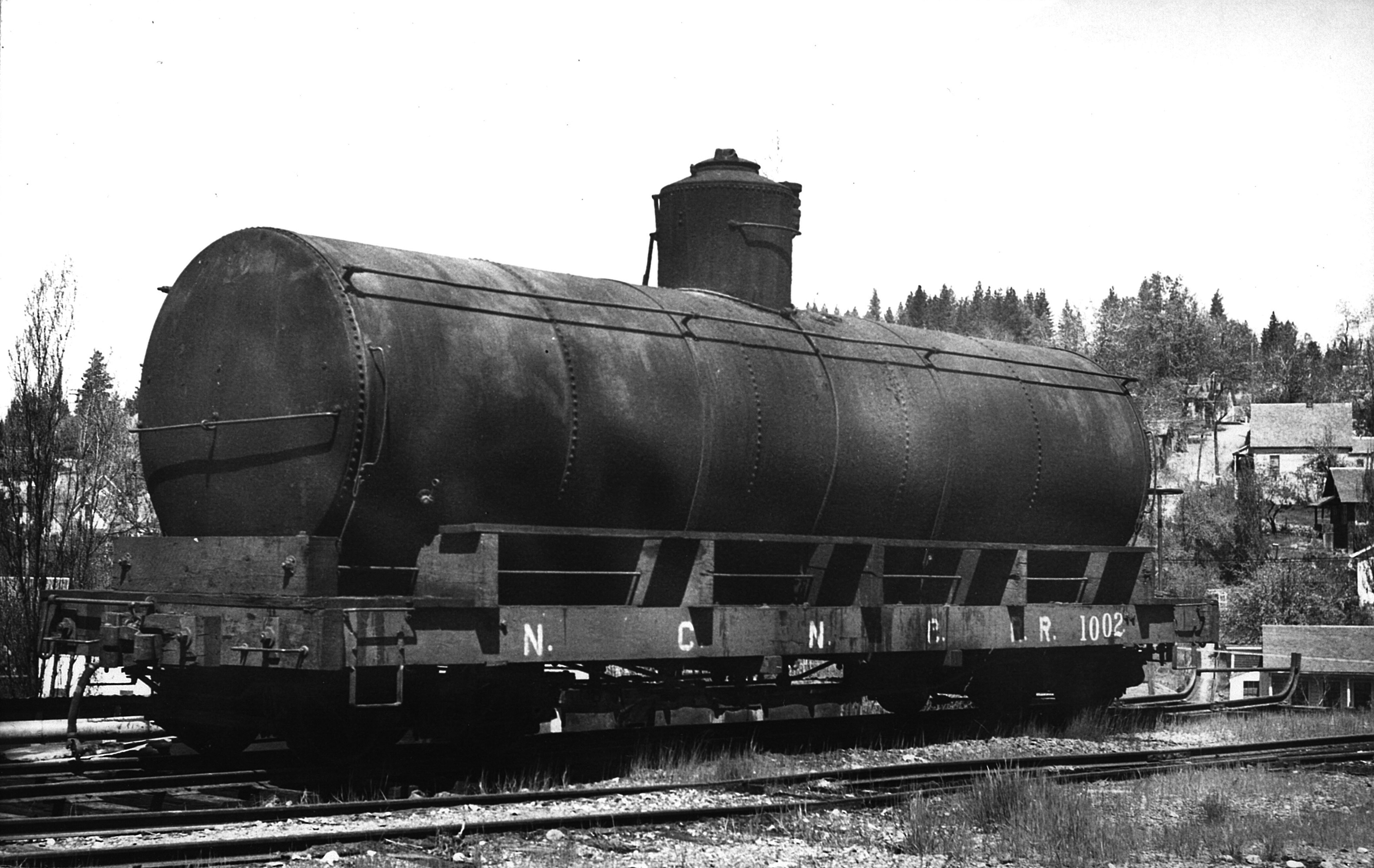 Tank Car #1002 in Grass Valley