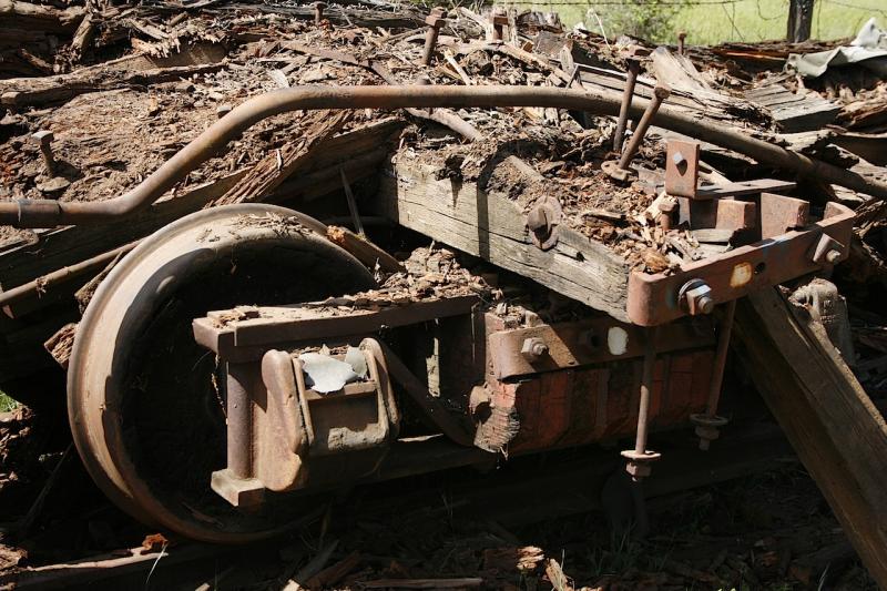 Heavy Equipment Flat Bolster Remains