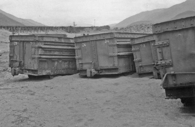 Jualpa-tram-car-36-and-others-at-beach