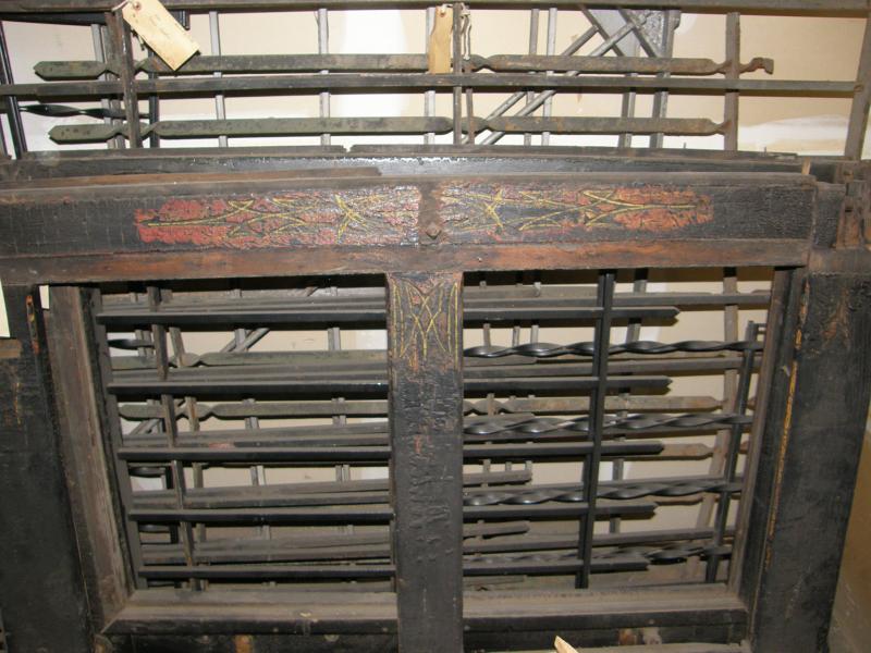 Original Cab: Fireman's side post