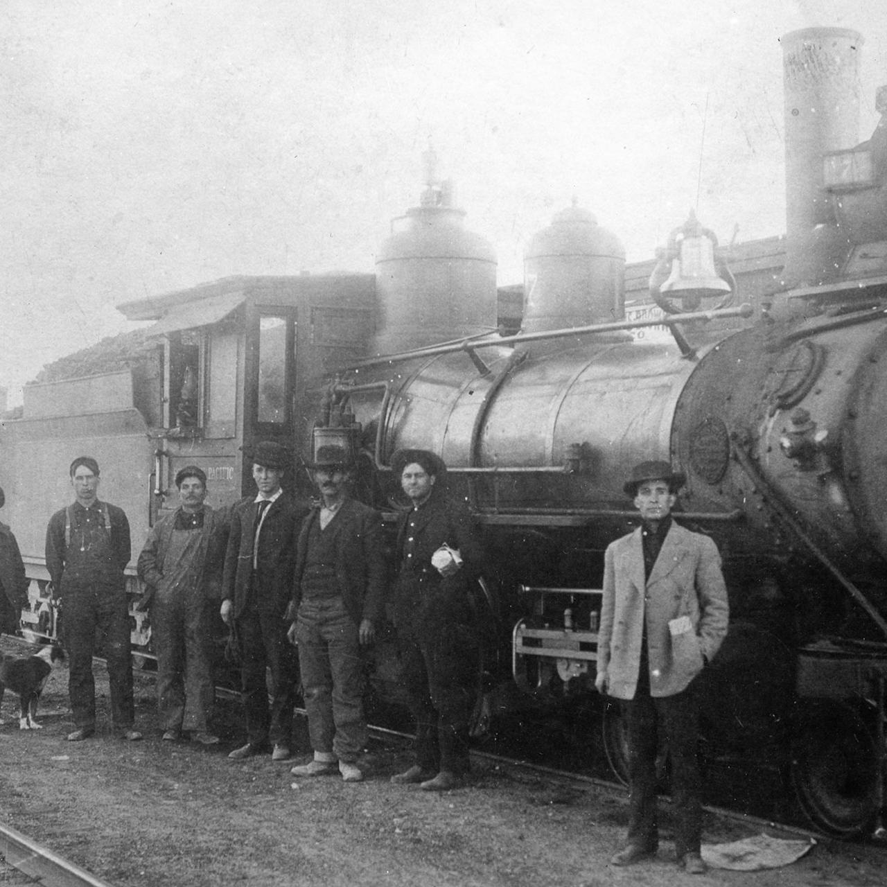 SP-7-and-crew-in-Mina