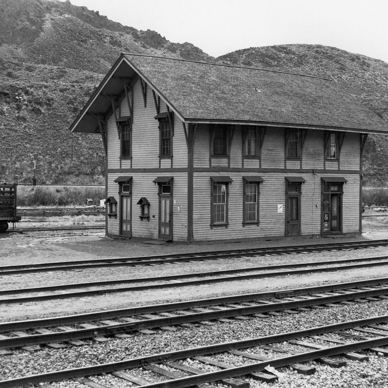 Palisade-NV-Depot-1930s