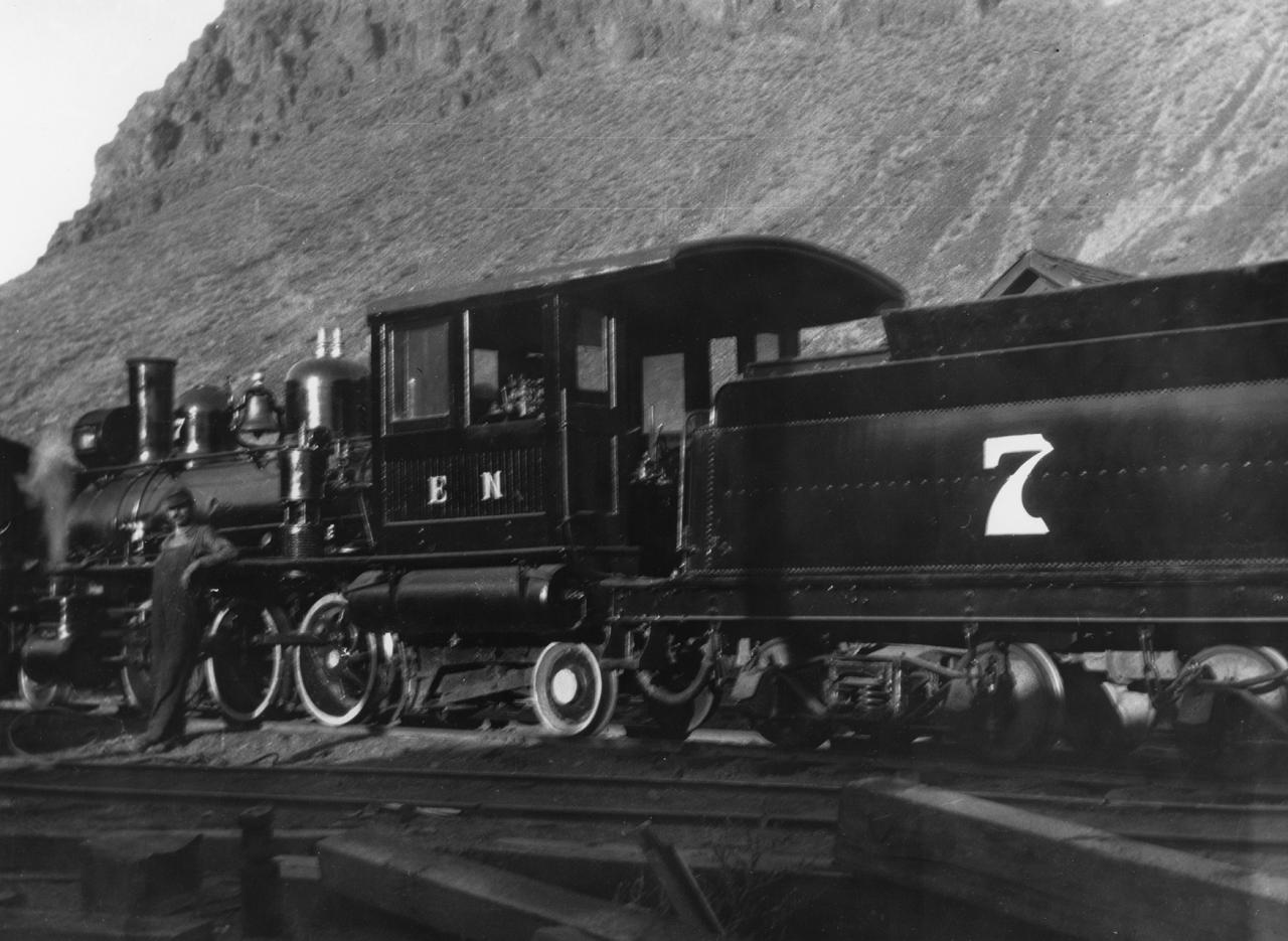 EN-7-in-Palisade-1920s